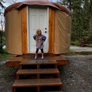 Meet your Posher, Deeanna